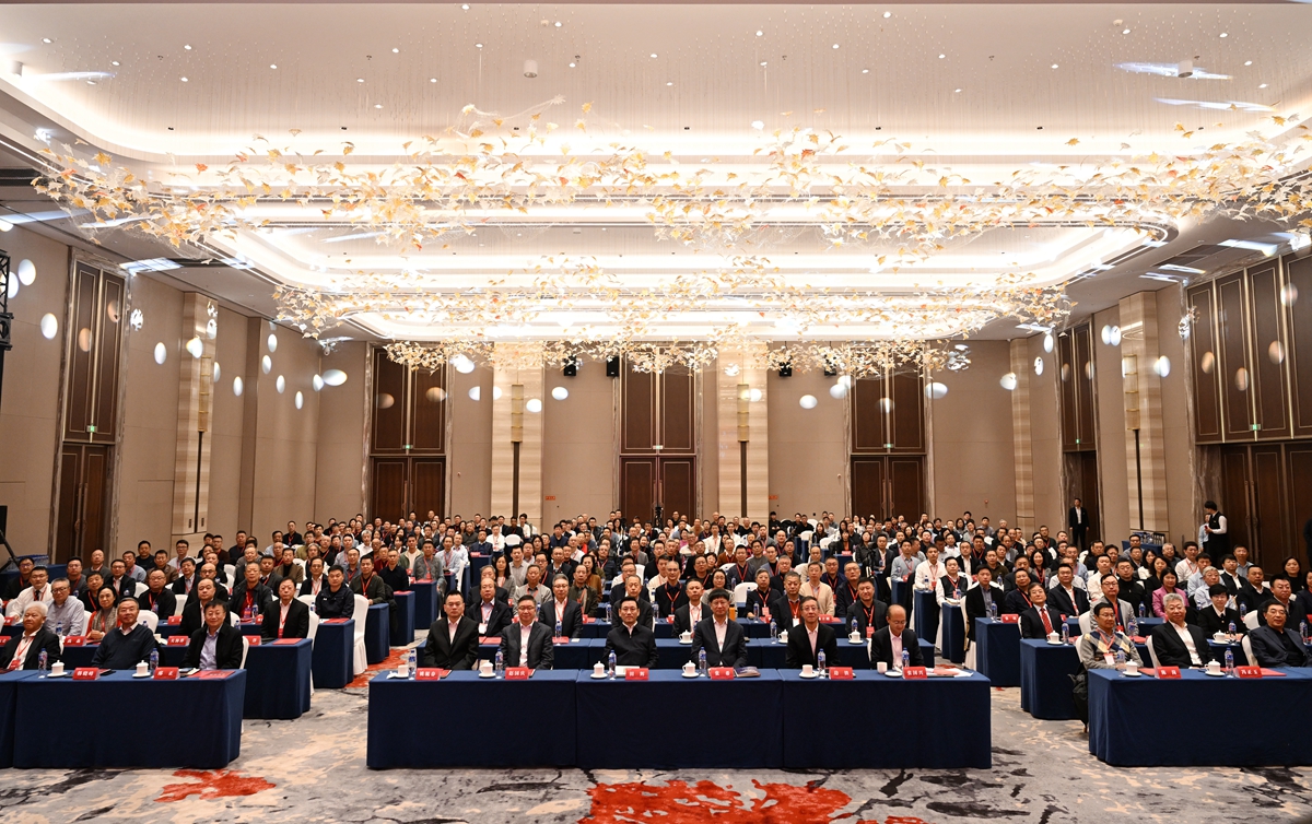 Jilin University (JLU) convened a grand gathering